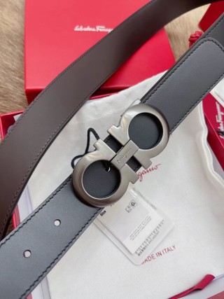 Salvatore Ferragamo Gancini Logo Belt Black Leather view 2