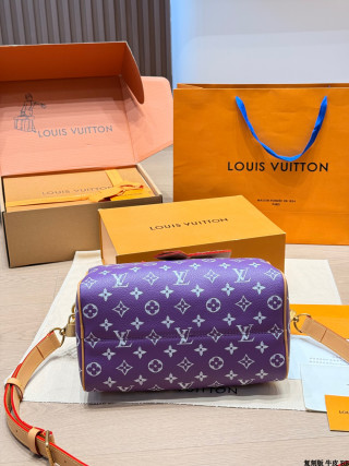 Louis Vuitton Speedy P209 Purple Monogram Canvas Handbag view 7