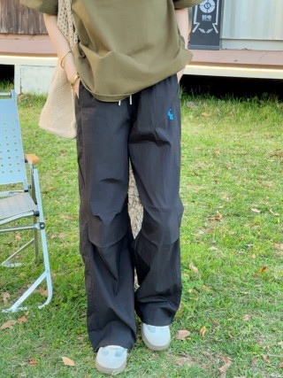 Black Wide-Leg Premium Trousers view 4