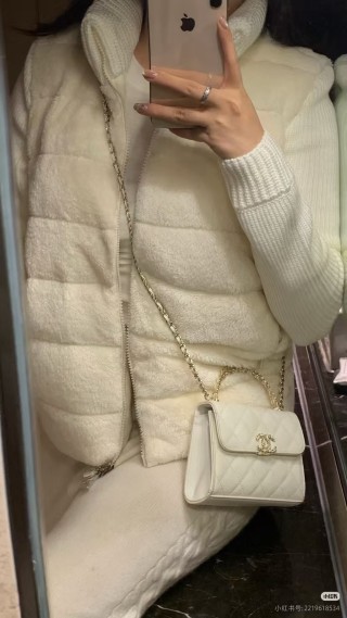 Cream Puffer Vest with Ribbed Knit Sleeves view 5
