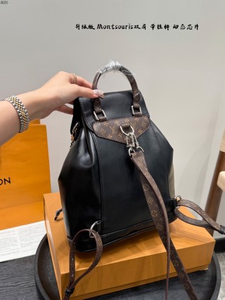 Louis Vuitton Montsouris Black Leather Backpack view 4