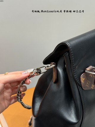 Louis Vuitton Montsouris Black Leather Backpack view 8