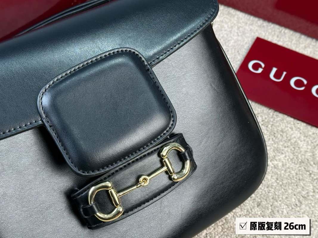 Gucci 1955 Horsebit Shoulder Bag Black view