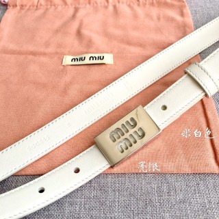 Miu Miu Logo Buckle Leather Belt White 2.0cm view 3