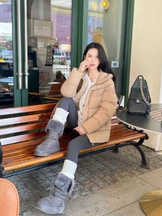 Beige Quilted Down Puffer Jacket view 7