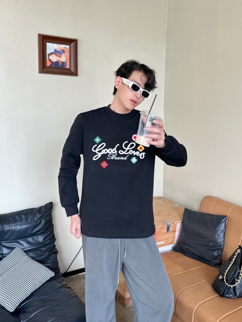 Good Loves Brand Black Long Sleeve T-Shirt with Colorful Embroidery