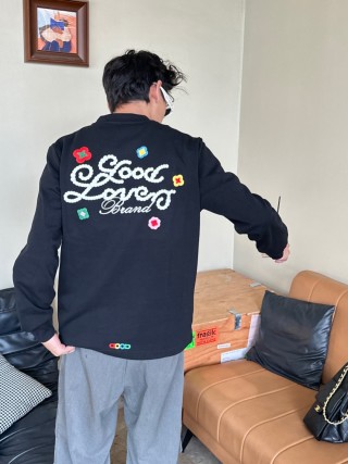 Good Loves Brand Black Long Sleeve T-Shirt with Colorful Embroidery view 5