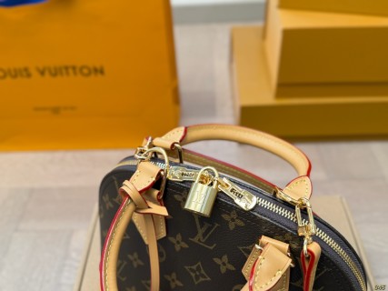 Louis Vuitton Shell Bag Monogram Canvas Honey Yellow view 2