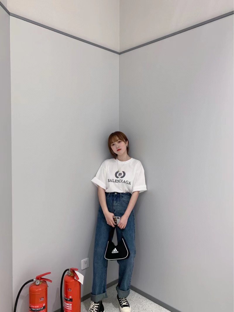 Balenciaga Crest Logo White T-Shirt