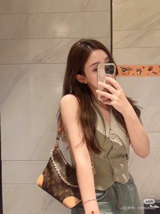 Louis Vuitton Monogram Canvas Shoulder Bag - Brown & Tan view 4