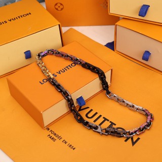 Louis Vuitton Paradis Chain Necklace Multi-Metal view 3