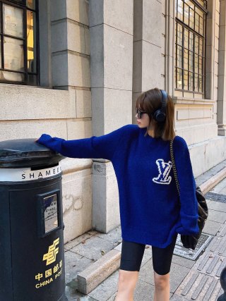 Louis Vuitton Blue Wool Knit Sweater with Logo Embroidery view 9