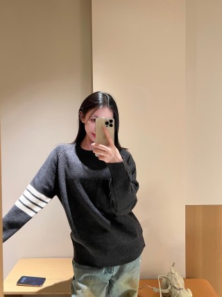 Charcoal Ribbed Knit Sweater - Classic Crew Neck view 3