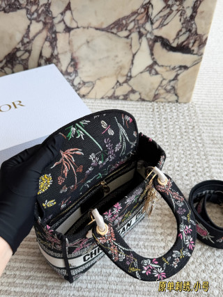 Christian Dior Lady Embroidered Floral Handbag Black view 7