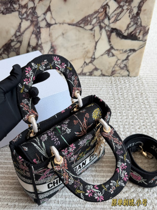 Christian Dior Lady Embroidered Floral Handbag Black view 9