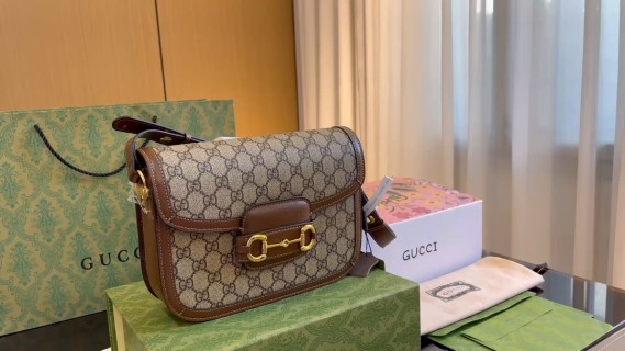 Gucci Horsebit 1955 GG Canvas Shoulder Bag Brown