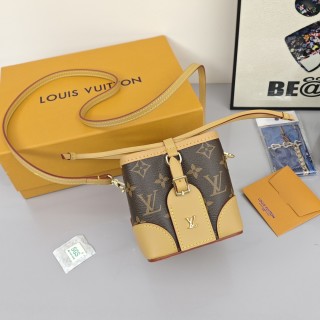Louis Vuitton Noe Drawstring Bucket Bag Monogram view 2