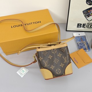 Louis Vuitton Noe Drawstring Bucket Bag Monogram view 3
