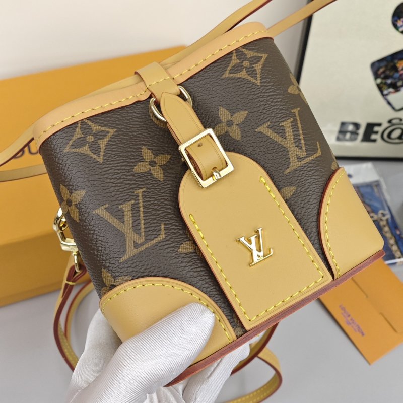 Louis Vuitton Noe Drawstring Bucket Bag Monogram view