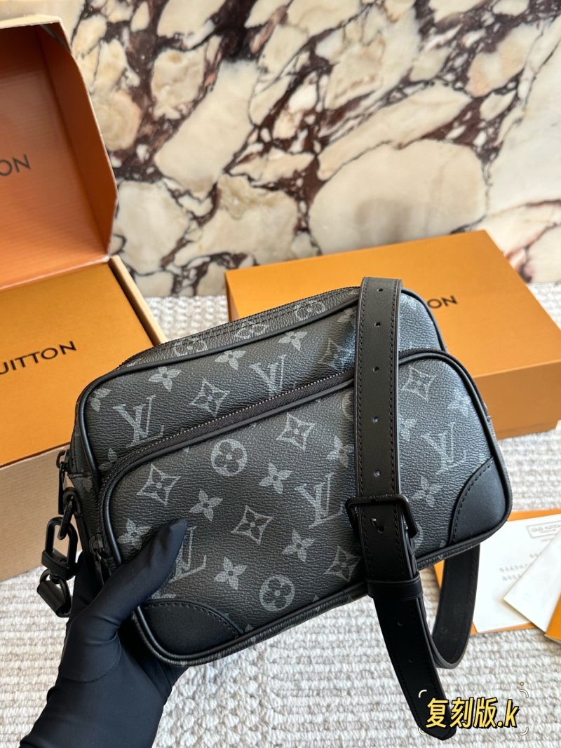 Louis Vuitton Monogram Canvas Messenger Bag Black view