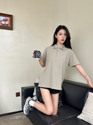 Beige Short-Sleeve Polo Shirt with Checkered Collar view 8