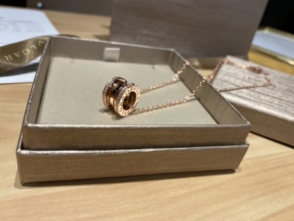Bulgari Spring Diamond Pendant Necklace Rose Gold view 3