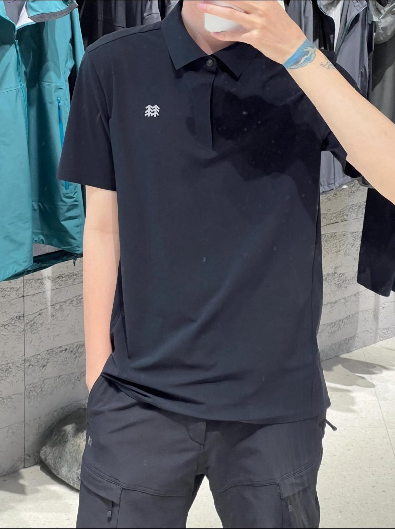 Black Minimalist Polo Shirt with Embroidered Logo
