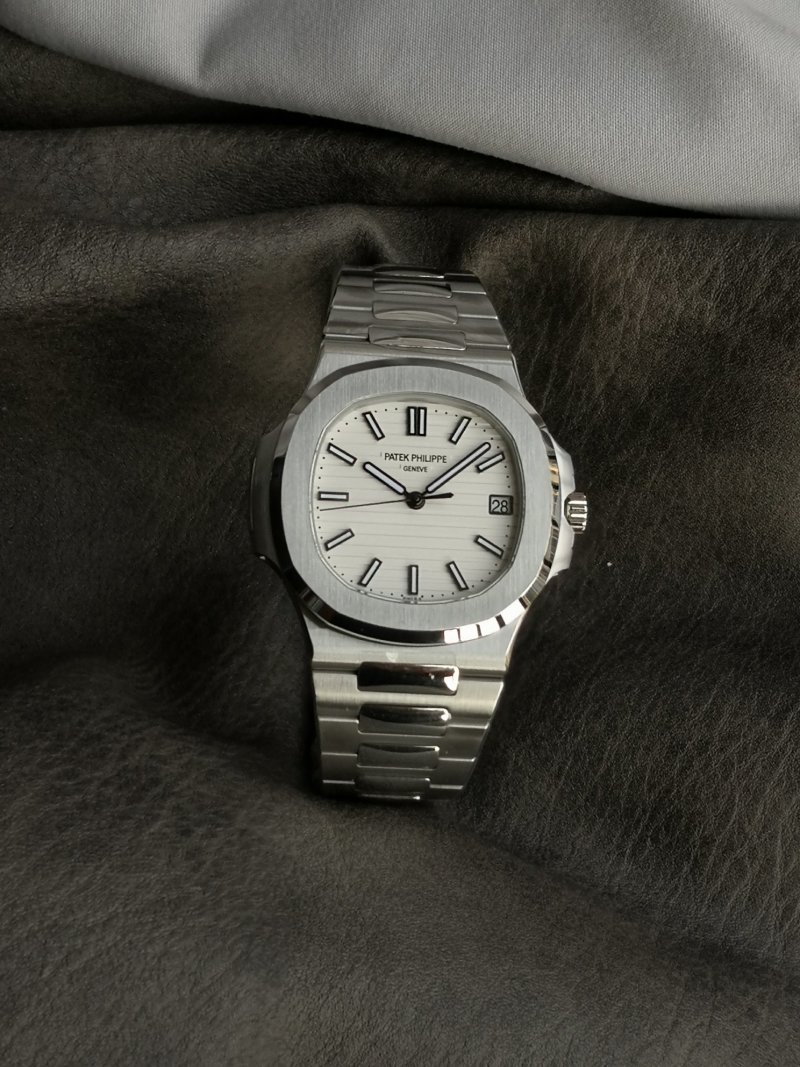Patek Philippe Nautilus 5711/1A White Dial Steel Watch