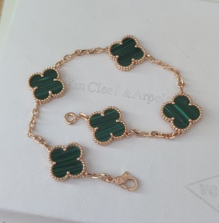 Van Cleef & Arpels Four-Leaf Clover Green Mother-of-Pearl Rose Gold Bracelet view 9