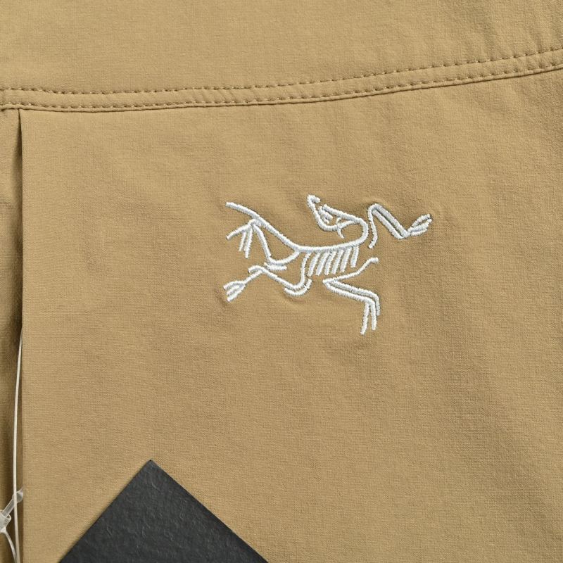 Arc'teryx Lightweight Windbreaker Jacket Khaki view