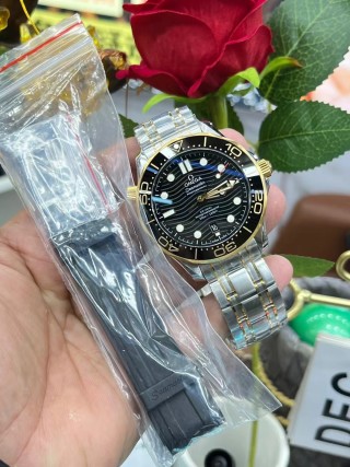 Omega Seamaster 300M Two-Tone Black Dial Watch view 9