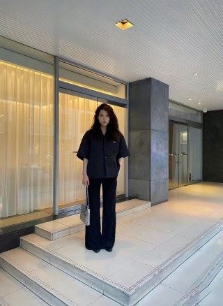 Black Oversized Short Sleeve Button-Up Shirt view 7