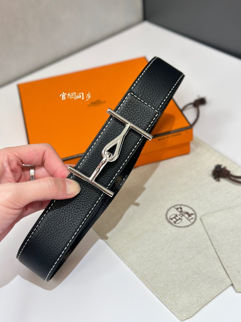 Jumbo Belt Buckle Reversible Leather Strap 38mm Black view