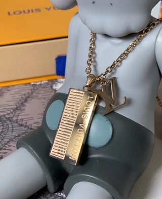 Louis Vuitton LV Sound Keyboard Piano Pendant Necklace Silver view 7