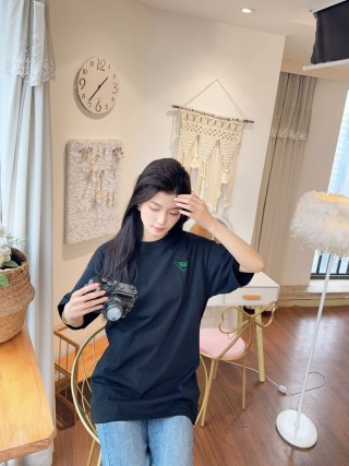 Prada Black T-Shirt with Triangle Logo view 7