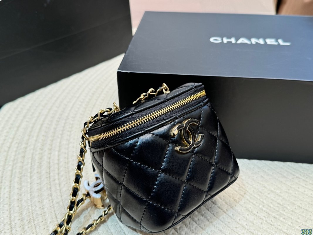 Chanel 24P Enamel Adjustment Buckle Black Small Bag view