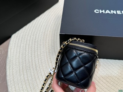 Chanel 24P Enamel Adjustment Buckle Black Small Bag view 4