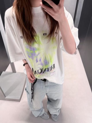 Adidas Gradient Oversized T-Shirt White view 4