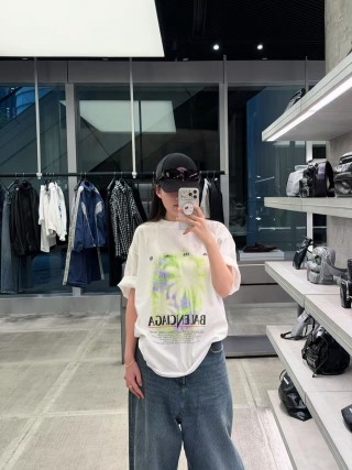 Adidas Gradient Oversized T-Shirt White view 5