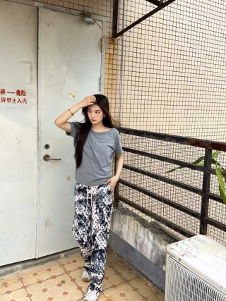Louis Vuitton Monogram Patchwork Track Pants Navy White view 8