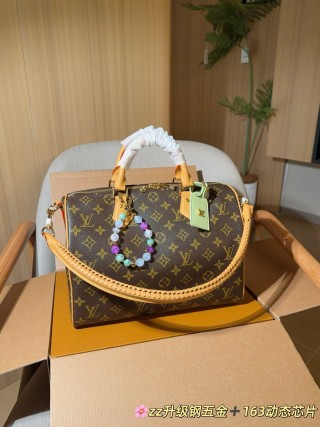 Louis Vuitton Speedy 30 Monogram Canvas Pillow Bag view 1