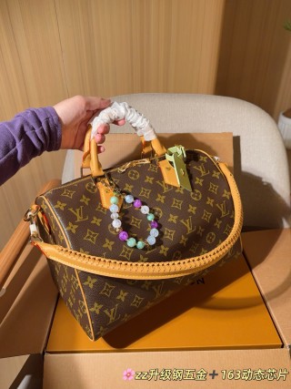 Louis Vuitton Speedy 30 Monogram Canvas Pillow Bag view 2