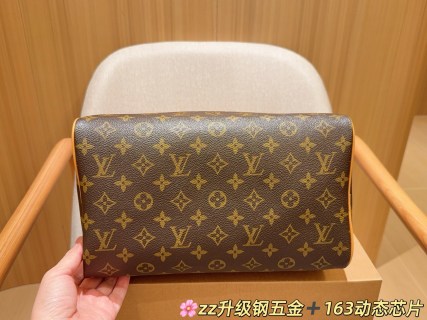 Louis Vuitton Speedy 30 Monogram Canvas Pillow Bag view 6