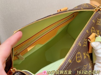 Louis Vuitton Speedy 30 Monogram Canvas Pillow Bag view 9