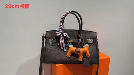 Hermès Birkin 29cm Black Tote Bag with Charm video