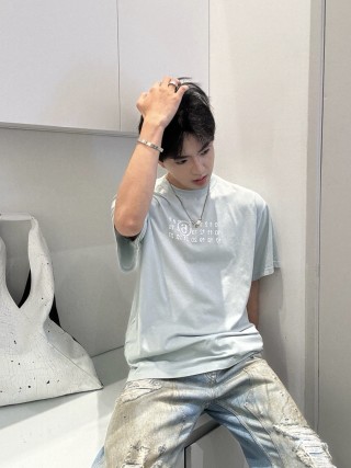 White Short Sleeve T-Shirt with Numeric Calendar Graphic Print view 3
