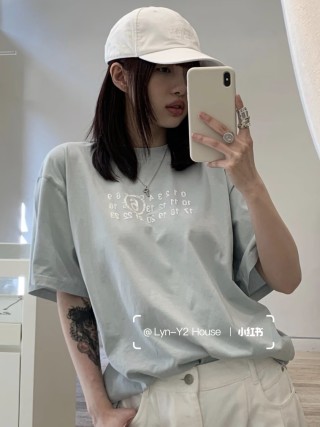White Short Sleeve T-Shirt with Numeric Calendar Graphic Print view 6