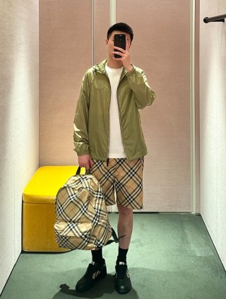 Burberry Beige Check Bermuda Shorts view 4