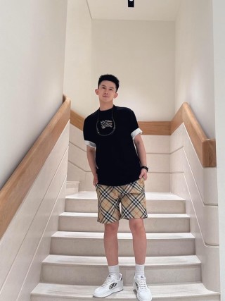 Burberry Beige Check Bermuda Shorts view 9