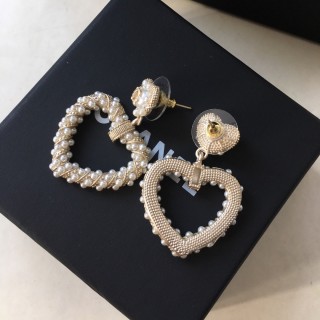 Chanel Pearl Heart Drop Earrings Gold view 7